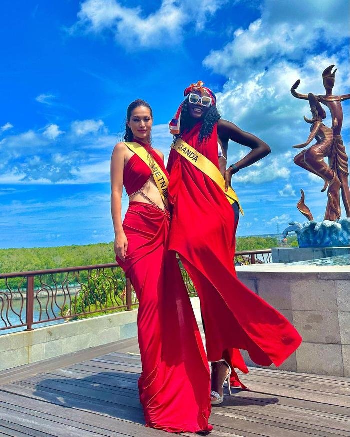 'Quậy đục nước' như Miss Grand Uganda: Chiếm trọn spotlight bằng những bộ cánh lồng lộn không giống ai Ảnh 9