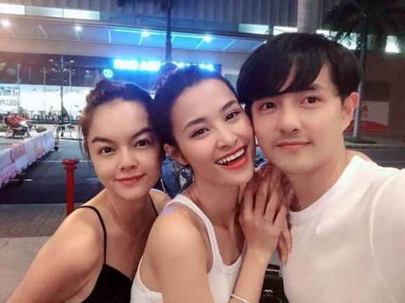 Phạm Quỳnh Anh có mối quan hệ thân thiết Đông Nhi.