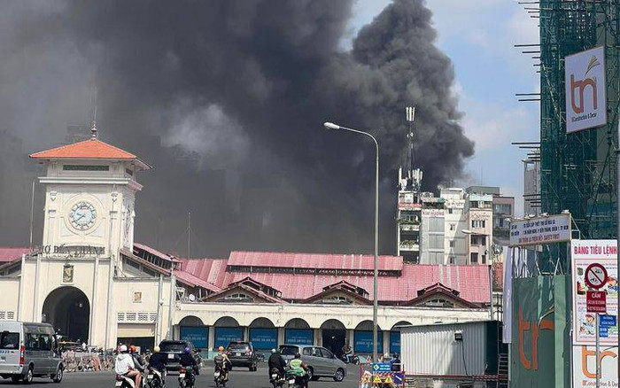 Nguyên nhân ban đầu vụ cháy lớn tại quán bar gần chợ Bến Thành Ảnh 2