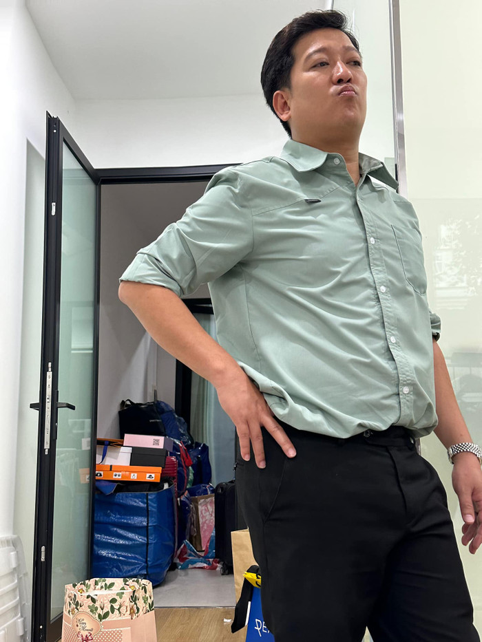 Vẻ bất cần đời của Trường Giang khi gặp chuột.