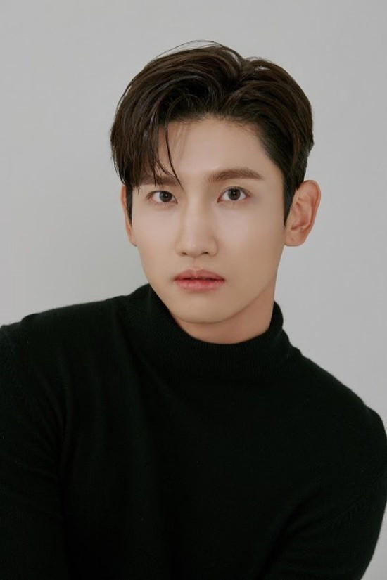 Ca sĩ Max Chang Min (TVXQ)