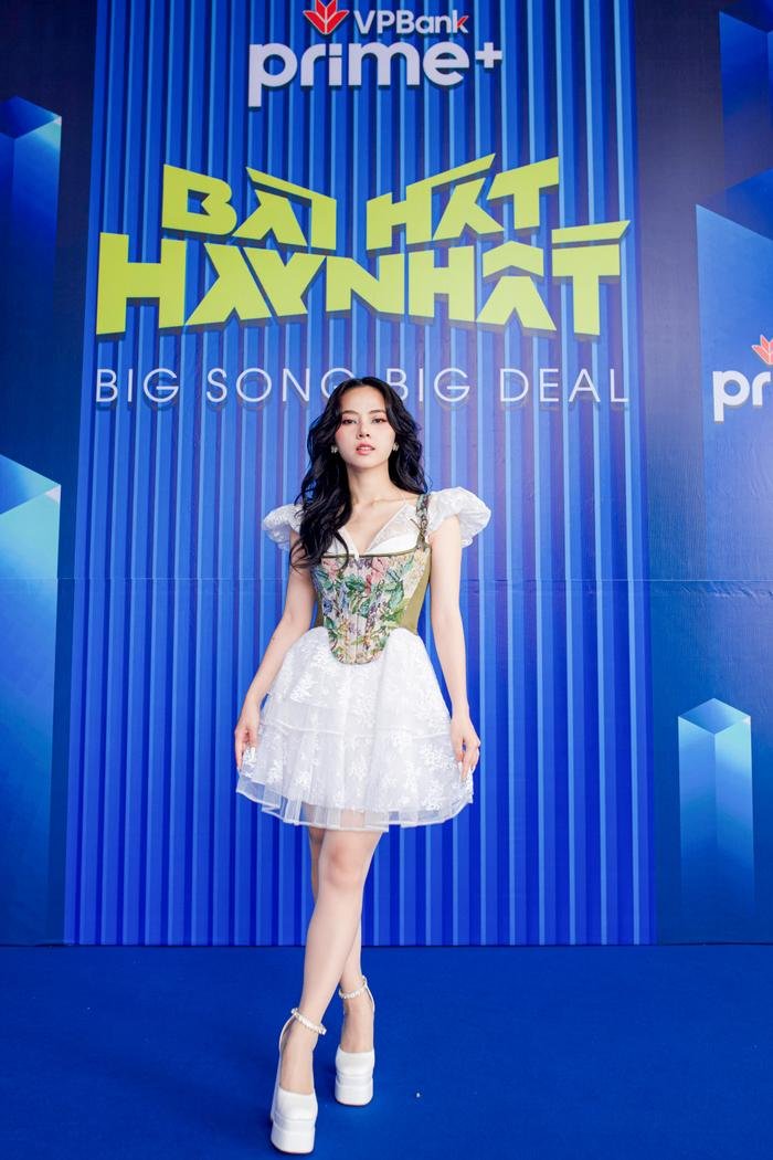 Đào Duy Quỳnh 'mất trắng' 40 triệu vào tay Ngô Lan Hương tại Bài Hát Hay Nhất - Big Song Big Deal 2022 Ảnh 2