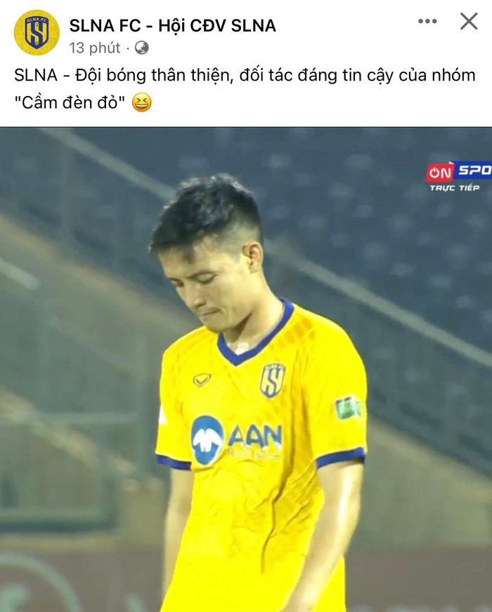 Dù đang xếp bét bảng nhưng Sài Gòn FC thắng khá dễ SLNA 2-1 để leo lên vị thứ 11 sau vòng 20. Đội bóng xứ Nghệ bị chính CĐV nhà phản ứng trên mạng xã hội vì màn trình diễn không tốt trước Sài Gòn FC. Ảnh chụp màn hình