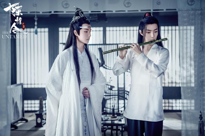 Ê-kip của Vùng Biển Trong Mơ Ấy từng hợp tác với Tiêu Chiến trong Trần Tình Lệnh. 