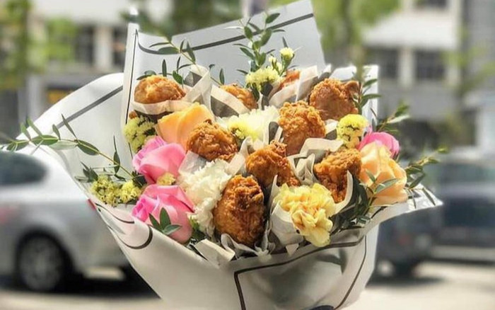 Dịp 20/10 và những bó hoa dành riêng cho những 'tâm hồn ăn uống' Ảnh 2