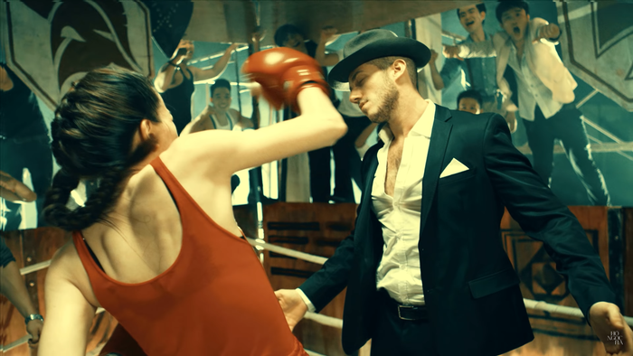 MV Em không cần anh.