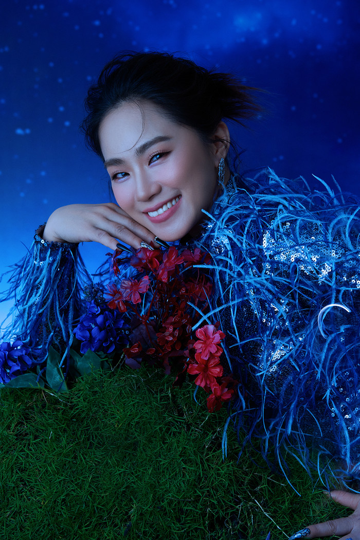 Dù gặp nhiều thăng trầm, song Lương Bích Hữu luôn nhìn vào những điều tươi đẹp phía trước.