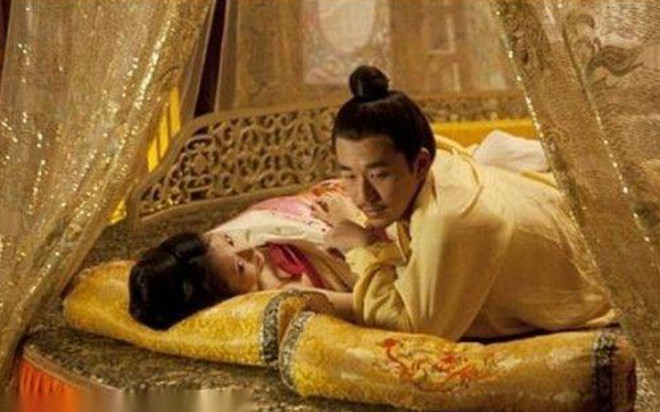 Sau đêm cuồng nhiệt, phi tần phải đối mặt với điều gì nếu Hoàng đế nói 'không lưu'? Ảnh 2