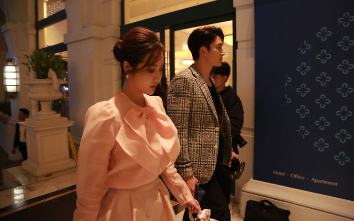 Huyền Lizzie và Đình Tú sánh đôi trong đám cưới Bình An - Phương Nga Ảnh 2