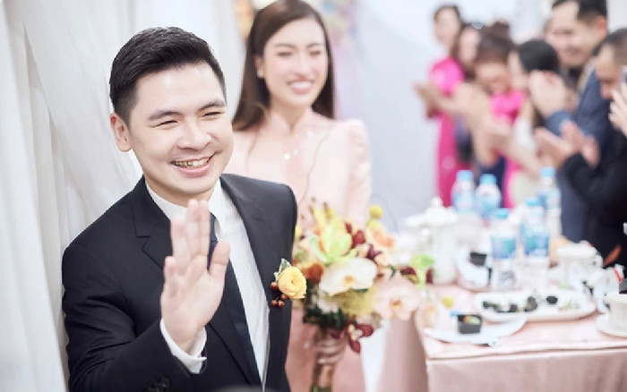 Ông Chun xin lỗi vì không có quà cưới cho Đỗ Mỹ Linh và con trai bầu Hiển Ảnh 2