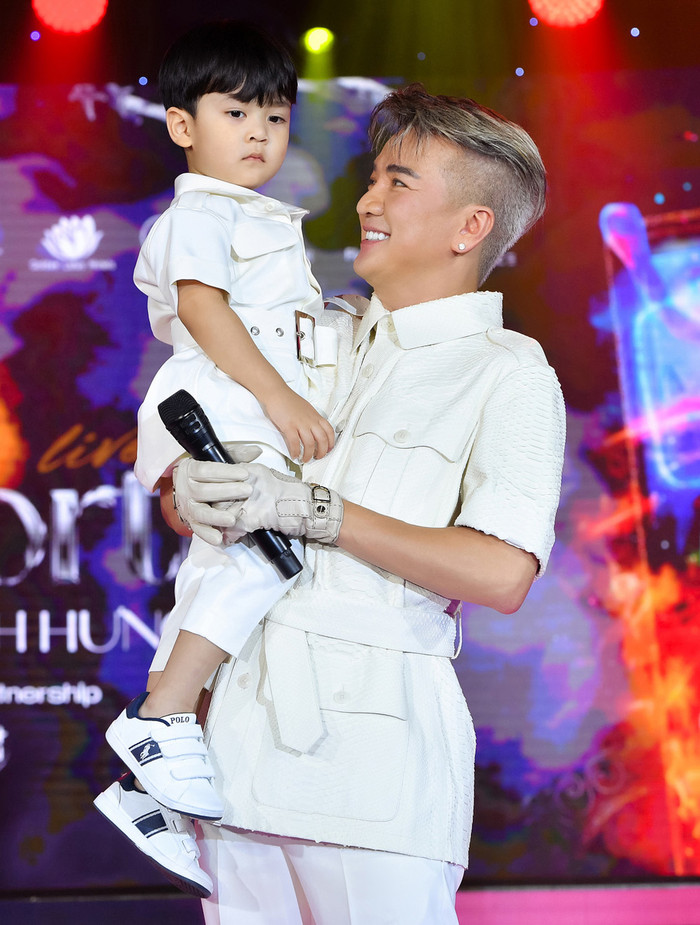 Đàm Vĩnh Hưng công khai con trai ruột - bé Polo huỳnh cách đây chưa lâu.