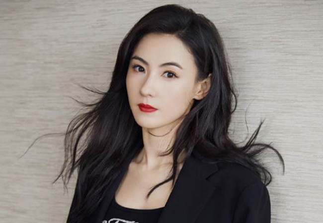 Hiện tại nữ diễn viên cùng các con đang sinh sống tại thành phố Thượng Hải (Trung quốc). Cô tập trung vào việc kinh doanh, livestream bán hàng và tham gia các sự kiện lớn nhỏ