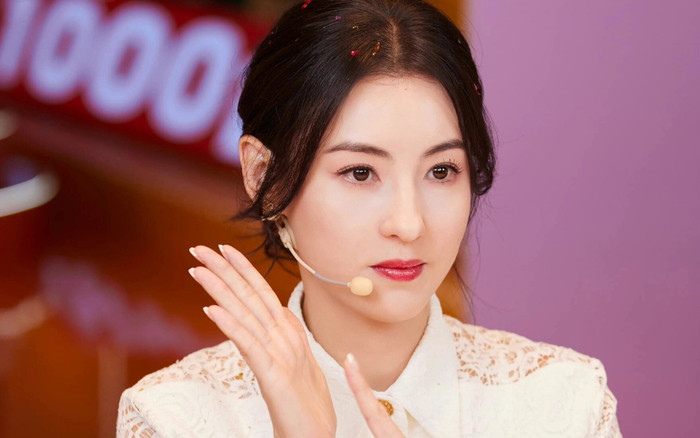 Trương Bá Chi gây tranh cãi vì livestream bán hàng kém chất lượng Ảnh 2