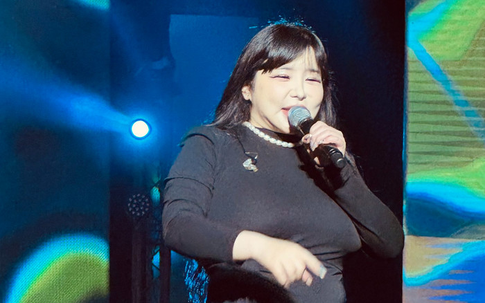 Nữ ca sĩ Park Bom lộ ngoại hình khác lạ, tăng cân quá đà khiến fan ngỡ ngàng Ảnh 2