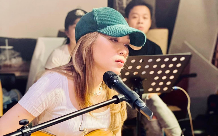 Mỹ Tâm xuất hiện với gương mặt mệt mỏi, thông báo gặp vấn đề sức khỏe khiến fan lo lắng Ảnh 2