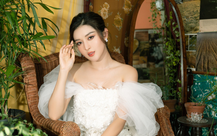 Á hậu Huyền My kể về khoảng thời gian ám ảnh: 'Hoa hậu, Á hậu cũng là con người bình thường...' Ảnh 2