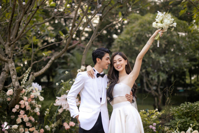 Cách đây không lâu người đẹp và diễn viên Bình An đã chính thức nên duyên vợ chồng