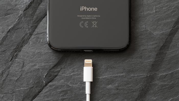 iPhone 14 có thể sẽ là sản phẩm cuối cùng sử dụng cổng sạc Lightning Ảnh 1