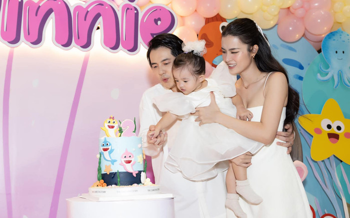 Vợ chồng Đông Nhi - Ông Cao Thắng tổ chức tiệc sinh nhật hoành tráng cho ái nữ Ảnh 2