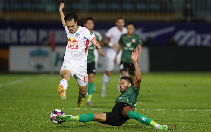 Cuộc chiến không khoan nhượng ở V.League 2022 Ảnh 2