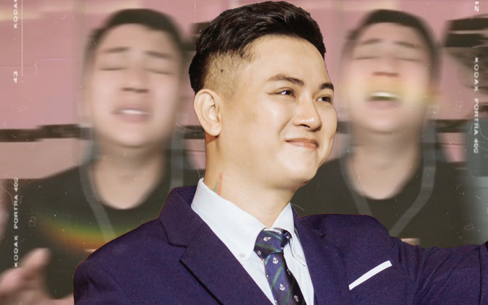 Hoài Lâm gây tò mò khi hát hò trên livestream nhưng không thèm mở mắt Ảnh 2