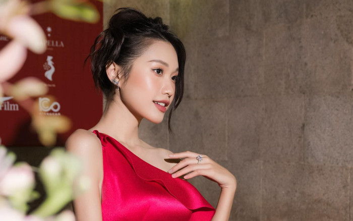 Doãn Hải My 'lẻ bóng' tại sự kiện, trả lời đầy bất ngờ khi được hỏi về Đoàn Văn Hậu Ảnh 2