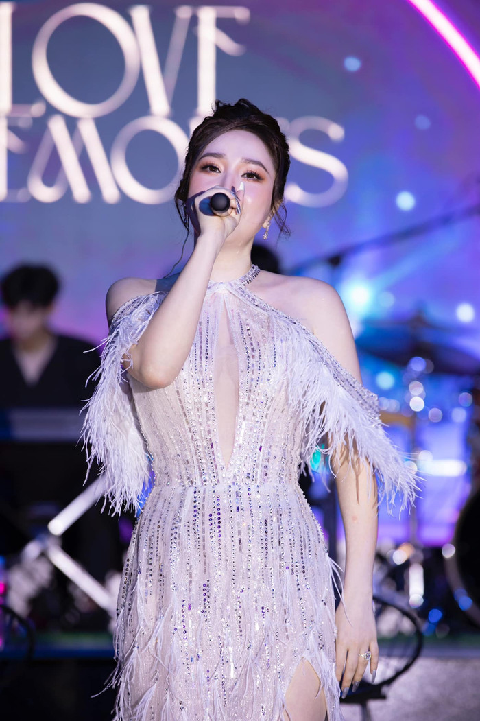 Bảo Thy tiết lộ sẽ không xuất hiện biểu diễn tại các quán bar, club vì cảm thấy đã 'có tuổi'.&nbsp;