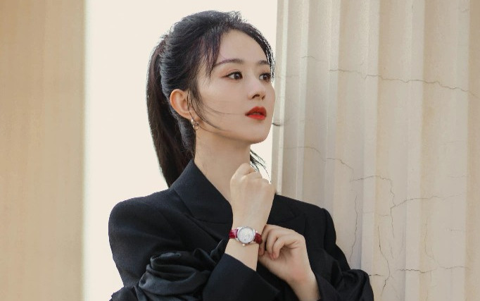 Rộ lên nghi vấn Triệu Lệ Dĩnh và chồng cũ 'đường ai nấy đi' do có người phản bội Ảnh 2