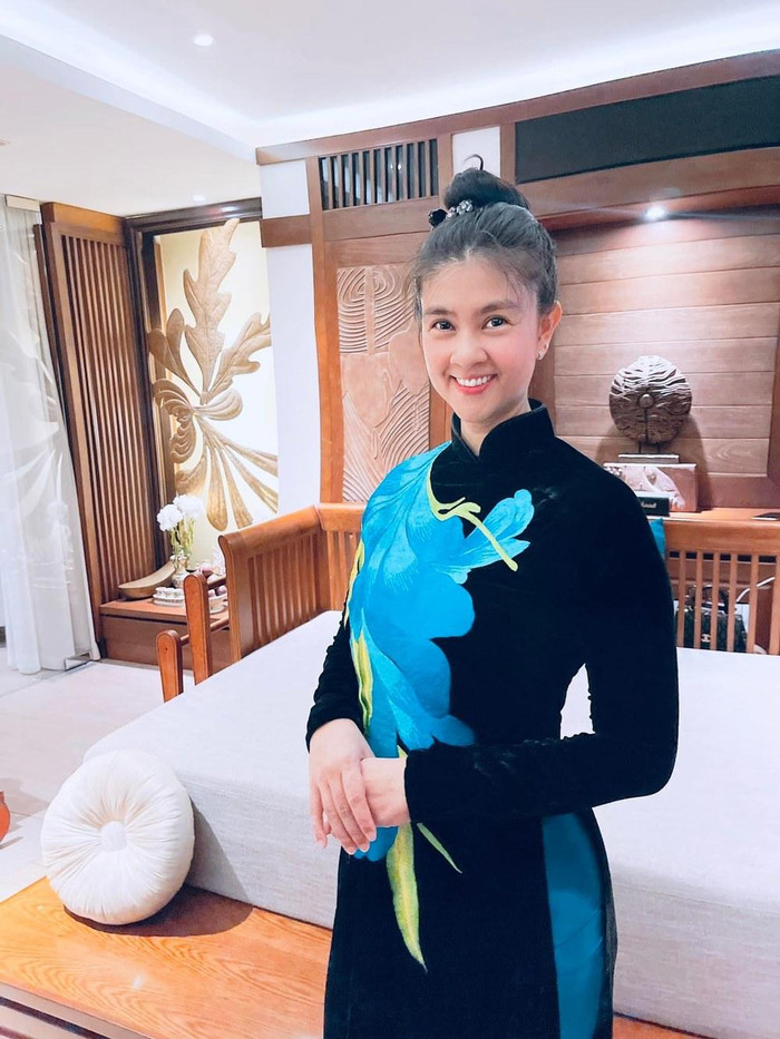 Sau 10 năm ly hôn, hiện tại Kim Thư đang tận hưởng cuộc sống hạnh phúc và bình yên bên người thân