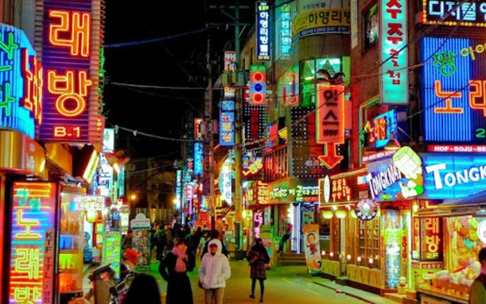 Sức hút của Itaewon - khu phố Tây 'không ngủ' ở Seoul Ảnh 2