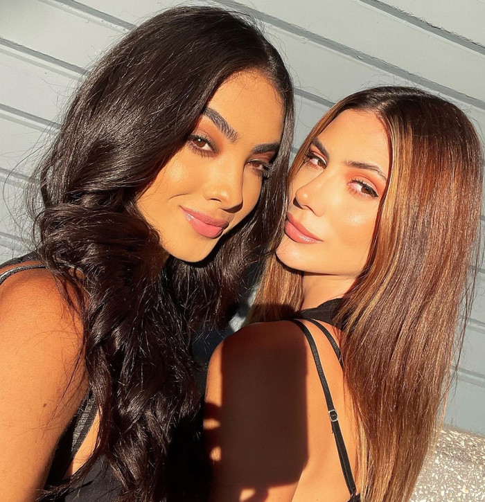 Trước đó cả hai không công khai nhưng vẫn thường xuyên thể hiện tình cảm trên mạng xã hội.&nbsp;