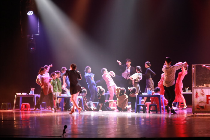 Gần 100 học sinh Hà Nội kể về hành trình trưởng thành qua những bước nhảy đầy đam mê Ảnh 2