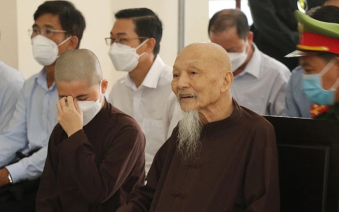 Khởi tố vụ án lừa đảo, xem xét tội loạn luân ở Tịnh thất Bồng Lai Ảnh 2