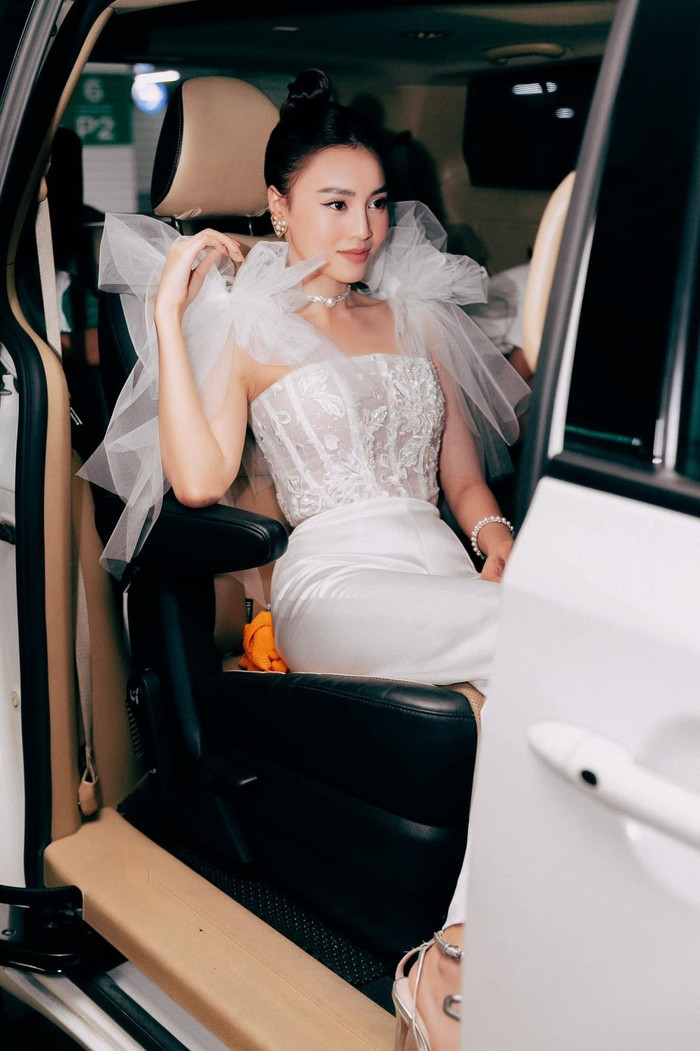 Nhan sắc xinh đẹp của Ninh Dương Lan Ngọc.