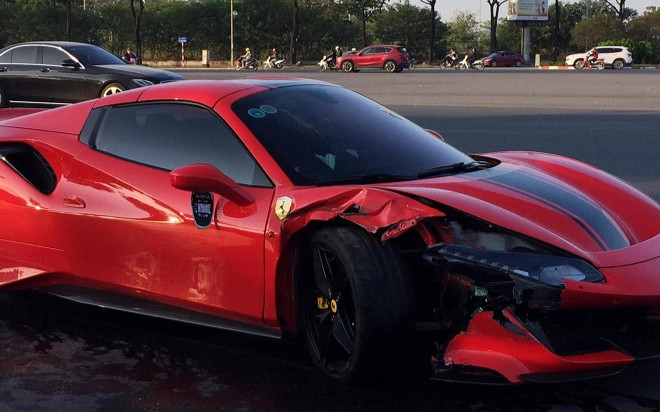 Thông tin mới vụ siêu xe Ferrari phóng tốc độ 'bàn thờ' khiến 1 người chết Ảnh 2