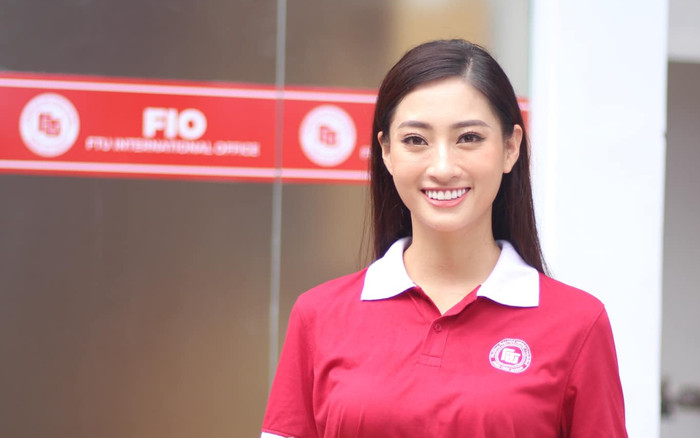 Trước khi trở thành giảng viên ở tuổi 22, Hoa hậu Lương Thùy Linh đạt được những thành tích 'khủng' nào? Ảnh 2