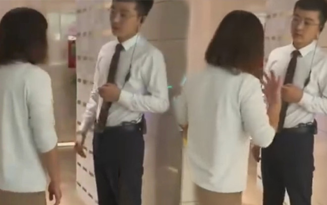 Dắt con trai vào nhà tắm công cộng nữ, người mẹ gây tranh cãi dữ dội Ảnh 2