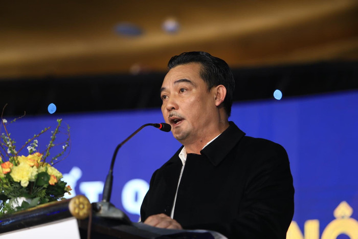 Ông Nguyễn Quốc Hội (chủ tịch HĐQT Công ty cổ phần Thể thao Hà Nội T&T) và bà Nguyễn Thị Hoàng Phương (phó tổng giám đốc VTVcab) đã không tham gia cuộc đua chức phó chủ tịch truyền thông VFF.