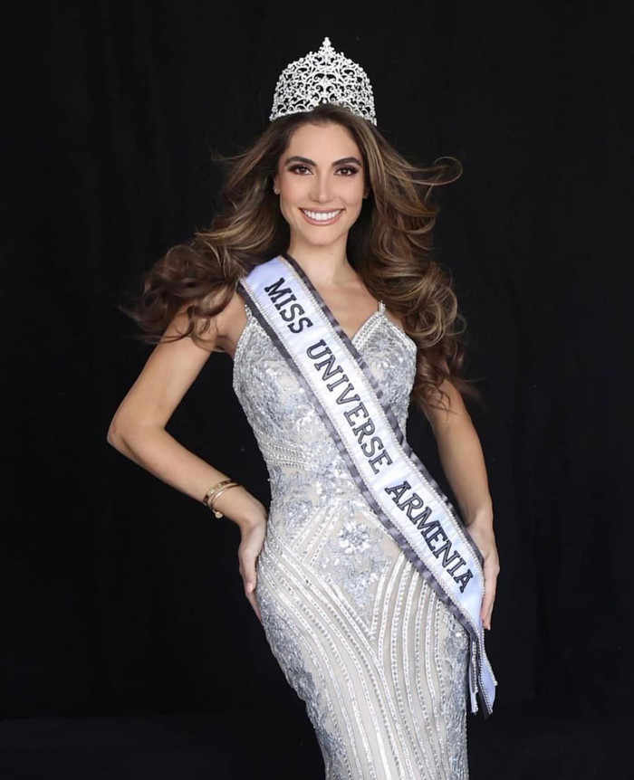 Cô sẽ đại diện Armenia tham gia Miss Universe lần thứ 71 sắp tới và trở thành đối thủ của Hoa hậu Ngọc Châu.