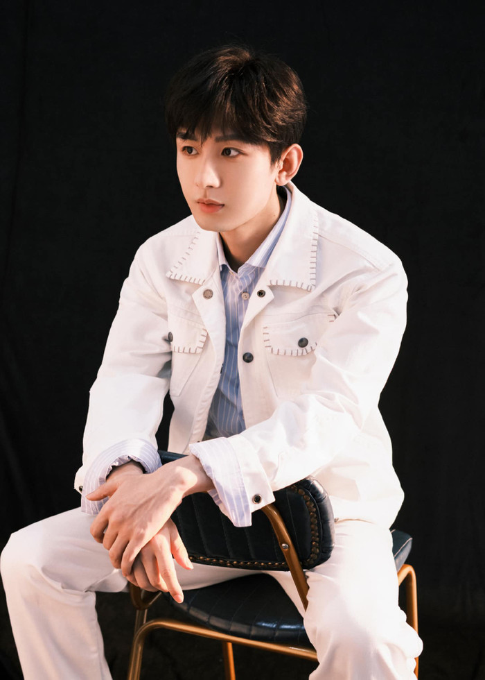 Đỉnh cấp Đông Phương Thần Nhan Cbiz gọi tên Tiêu Chiến, Địch Lệ Nhiệt Ba và tình cũ Dương Tử Ảnh 6