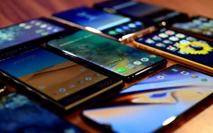 Hộ nghèo, cận nghèo sẽ được hỗ trợ điện thoại thông minh từ 12/12 Ảnh 2