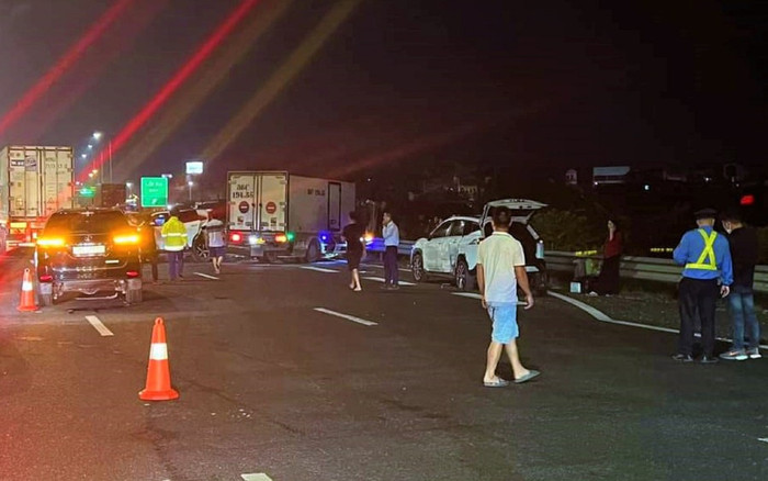 Một ca sĩ gặp nạn trong vụ 7 ô tô tông liên hoàn trong đêm ở cao tốc Pháp Vân - Cầu Giẽ Ảnh 2