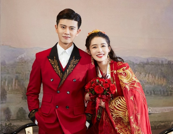 Lý Thấm - Nhậm Gia Luân tại hậu trường phim Thỉnh Quân.