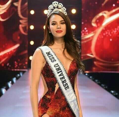 Từ chối Miss Grand, Catriona Gray trở thành Hoa hậu Hoàn vũ 2018. 