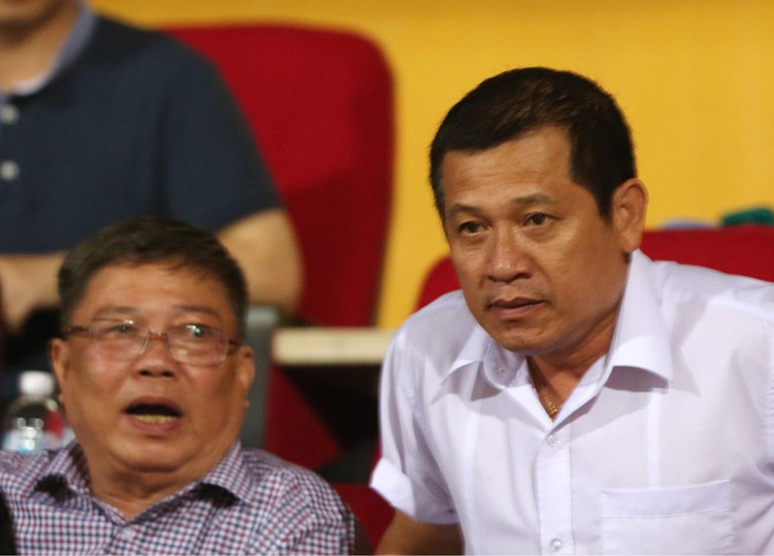 Ông Dương Văn Hiền đang làm Trưởng ban trọng tài VFF.