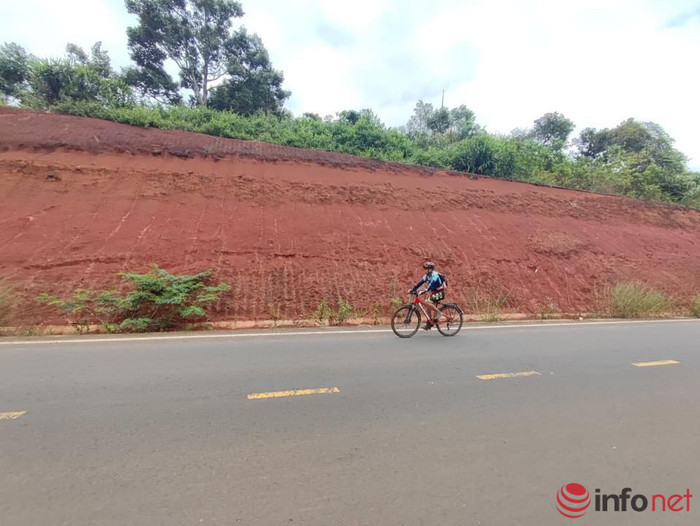 Cung đường về với TP Buôn Mê Thuột.