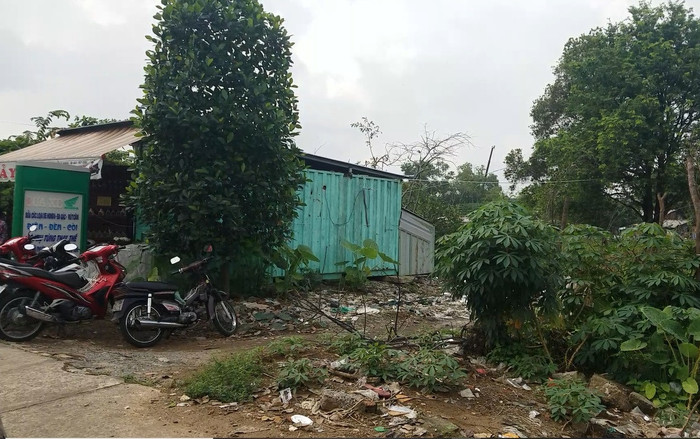 Cạy cửa căn nhà làm bằng thùng container, tá hỏa phát hiện cảnh tượng bên trong Ảnh 2