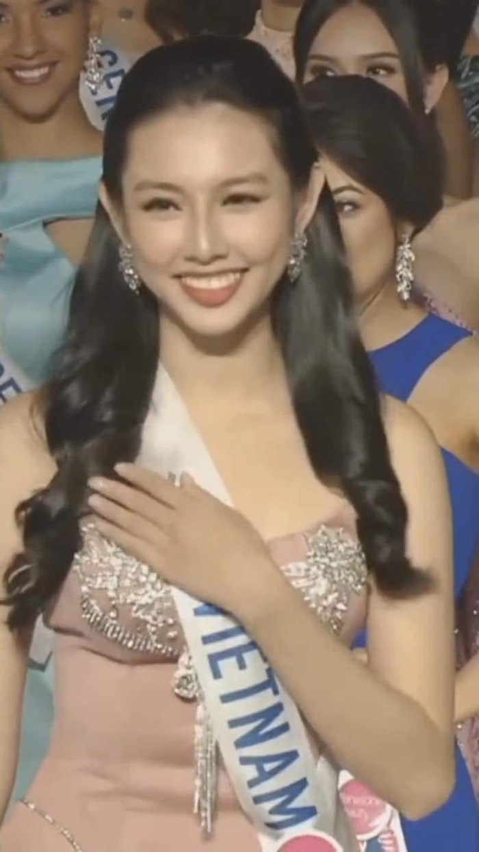 Hình ảnh Thùy Tiên đi thi Miss International 2018 bỗng hot 'rần rần': Sơ hở là gây bão truyền thông Ảnh 3