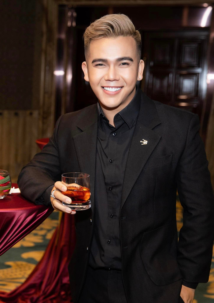 Đặng Trọng Minh Châu - thành viên ban giám khảo Hoa khôi Nam Bộ. 