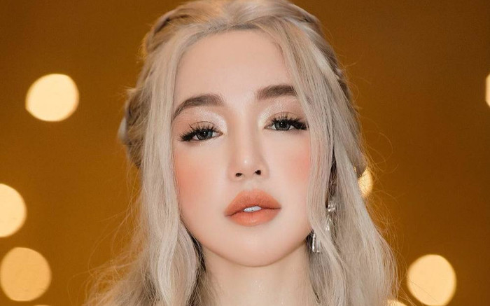 Hotgirl Elly Trần: Bộc lộ niềm đam mê nghệ thuật từ bé, từng là nạn nhân của bạo lực học đường Ảnh 2